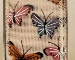 BTRFLYS IVY LIN-1.5” WR
This bow could be used for any occasion. Streamers will be solid ribbon in coordinating colors. If available, a coordinating text streamer for the desired occasion could be added.
