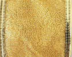 GLD SHR-2” WR
This bow could be used for any occasion including Christmas or bereavement. It could also be used in conjunction with a coordinating wireless ribbon. Streamers could be any coordinating print or solid ribbon.