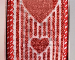 GLT RD HRTS STRPS WH LIN-1.5” WR
This bow could be used for Valentine’s Day or anniversary. Streamers will be solid ribbon in the colors of red and white. If available, a coordinating text streamer for the desired occasion could be added.