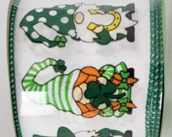 LPRCN NOMS WH SAT-2.5” WR
This bow is for a St. Patrick’s Day collection. Streamers will be solid ribbon in coordinating colors. If available, a coordinating text streamer could be added.