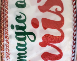 MAG CMAS GRN RD TXT WH SAT-2.5” WR
This bow is for a Christmas collection. Streamers will be solid ribbon in the colors of green, red and white.
