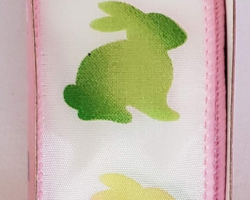 PASTEL BNYS WH SAT-1.5” WR
This bow is for Easter. Streamers will be solid ribbon in coordinating colors. If available, a coordinating text streamer could be added.