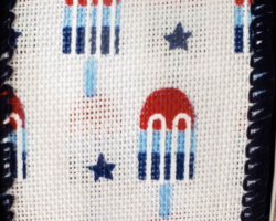 RD BLU POPSICLES WH LIN-1.5” WR
This bow could be used for Fourth of July or Patriotic events. Streamers will be solid ribbon in the colors of red, white, and blue. If available, a coordinating text streamer could be added.