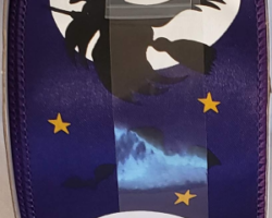 WTCH PRPL SAT-2.5" WR This bow is for a Halloween collection. Streamers will be solid ribbon in the colors of black, white, yellow and purple. If available, a coordinating text streamer could be added.